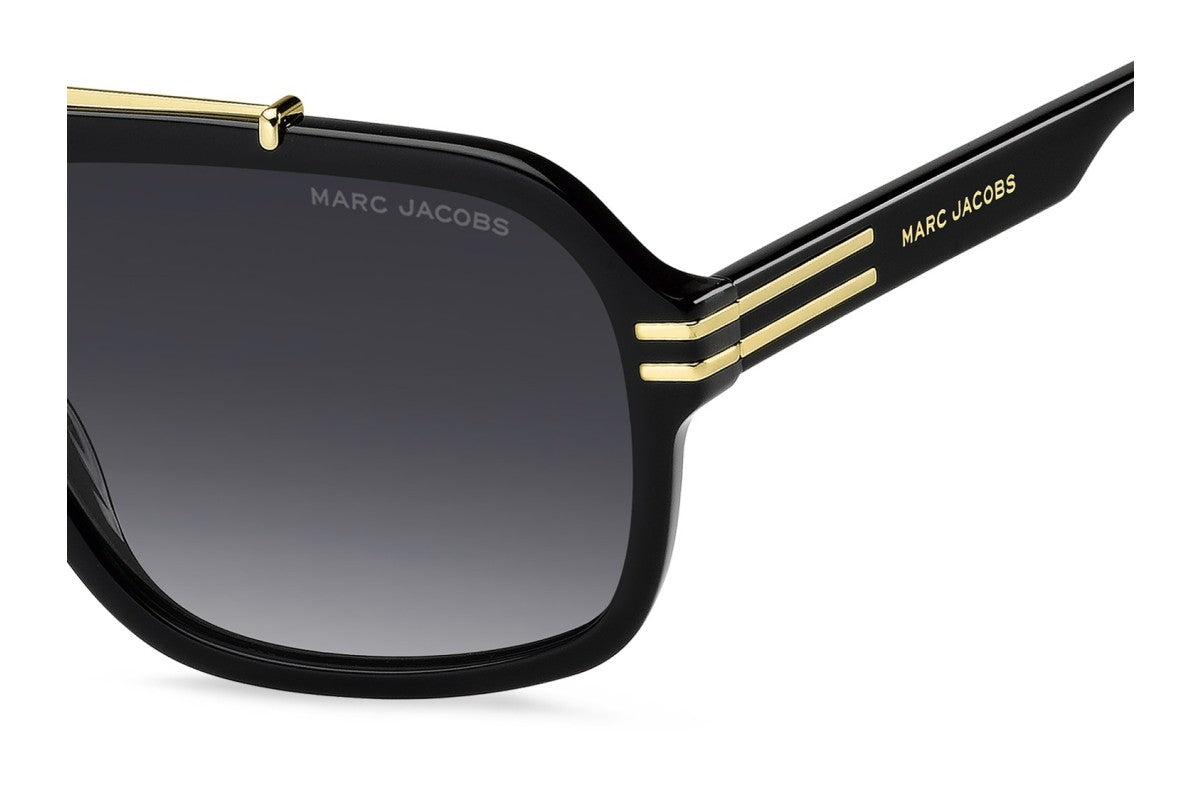 MARC JACOBS MJ 840